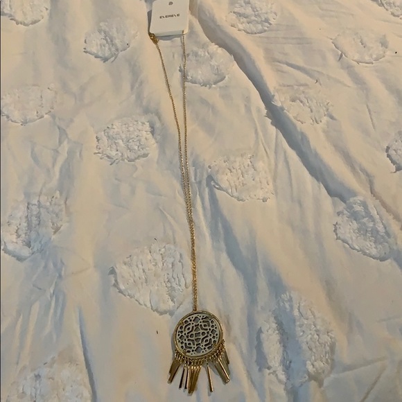 Evereve Jewelry - NWT Evereve Statement Necklace
